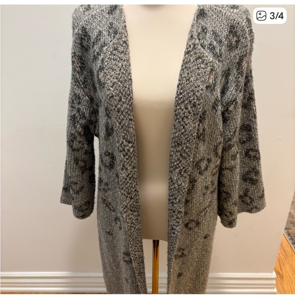 Cupcakes & Cashmere Leopard Patterned Sweater Coat – Size L - Picture 4 of 5
